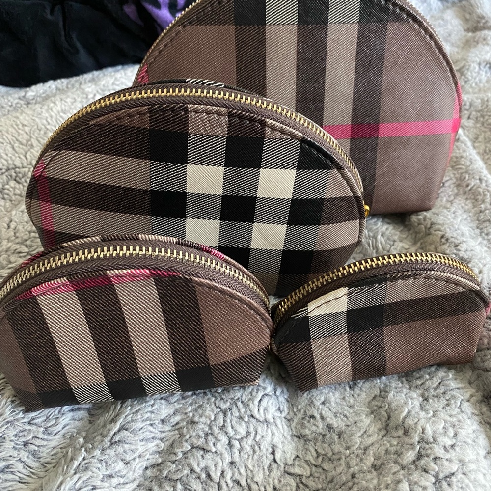 Make up Pouch - Picture 8 of 8